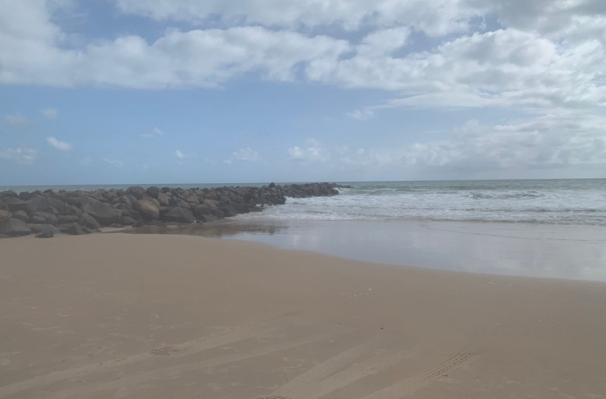  Corpo é encontrado na praia de Areia Preta em Natal